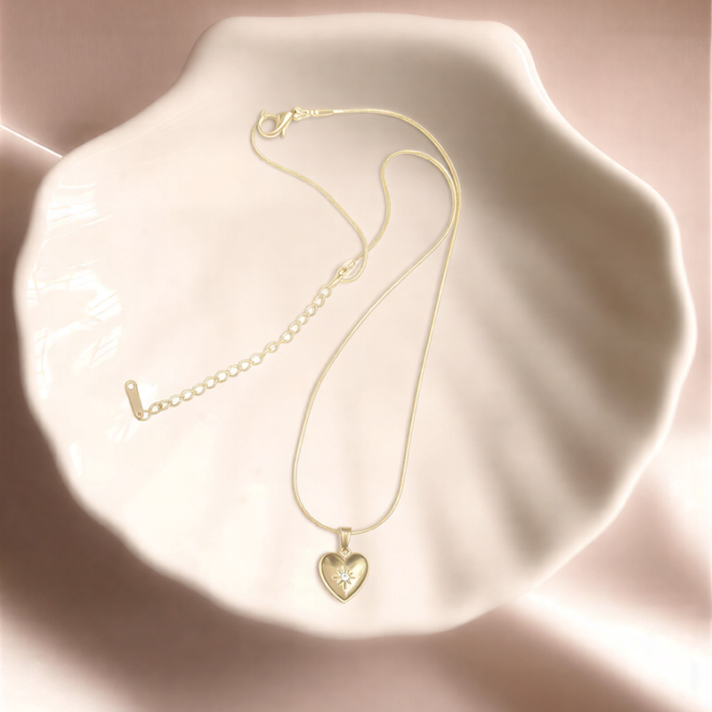 The Aura Fine-Link Chain Necklace | Modern Metallic Style