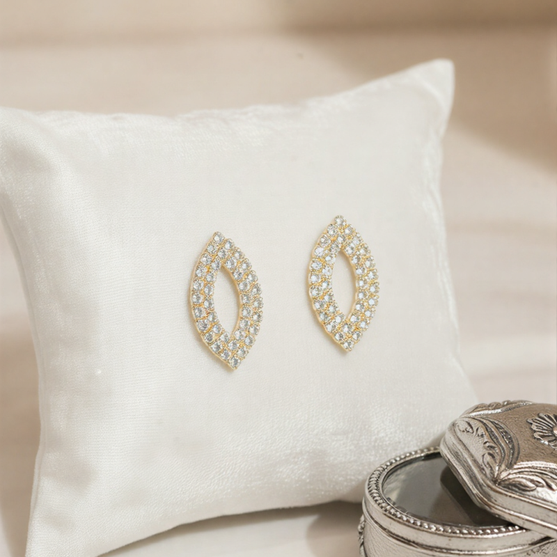 Classic Floral Halo Stud Earrings – Shimmering Multi-Petal Crystal Clusters