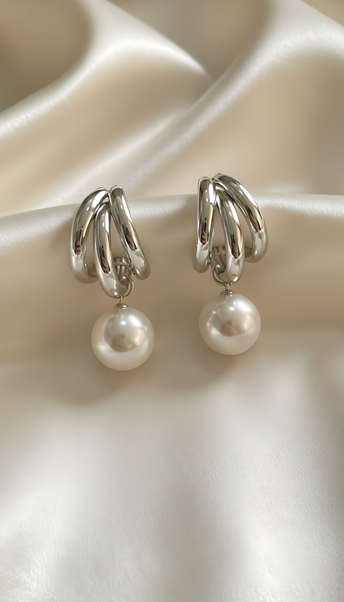 Elegant Triple-Hoop Pearl Drop Earrings - Chic Multi-Layer Statement Jewelry for Women