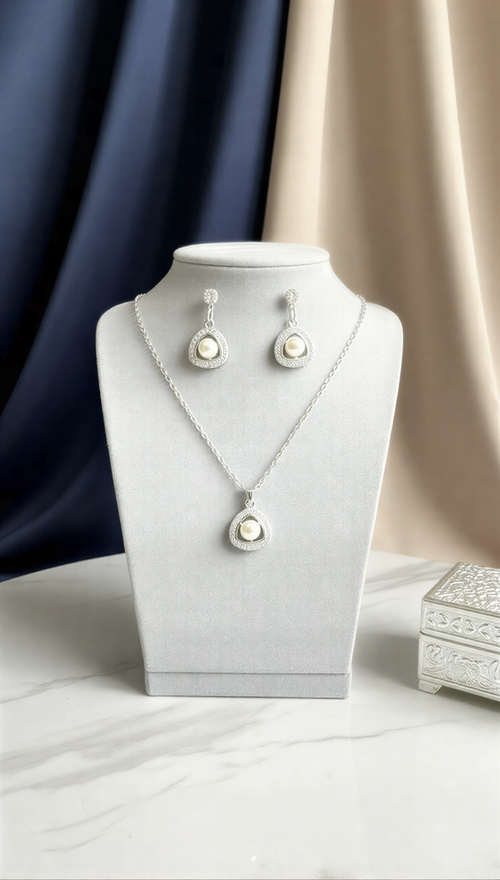 Signature Royal Blossom Jewelry Set – Multi-Layered Golden Mala with Floral Crystal Studs