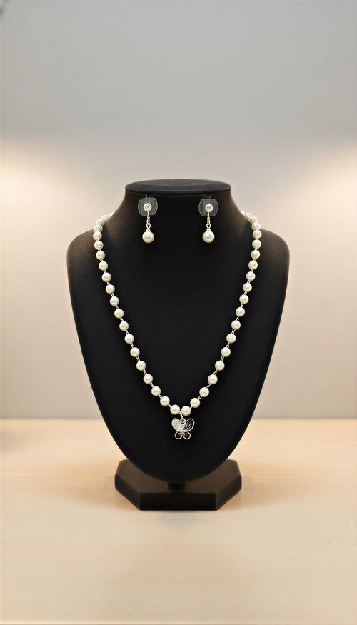 Signature Royal Gold-Tone Mala – Elegant Multi-Layered Bead Statement Necklace.