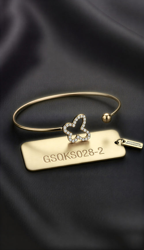 The Perfect Gift: Eternal butterfly & Pearl Luxury Bangle