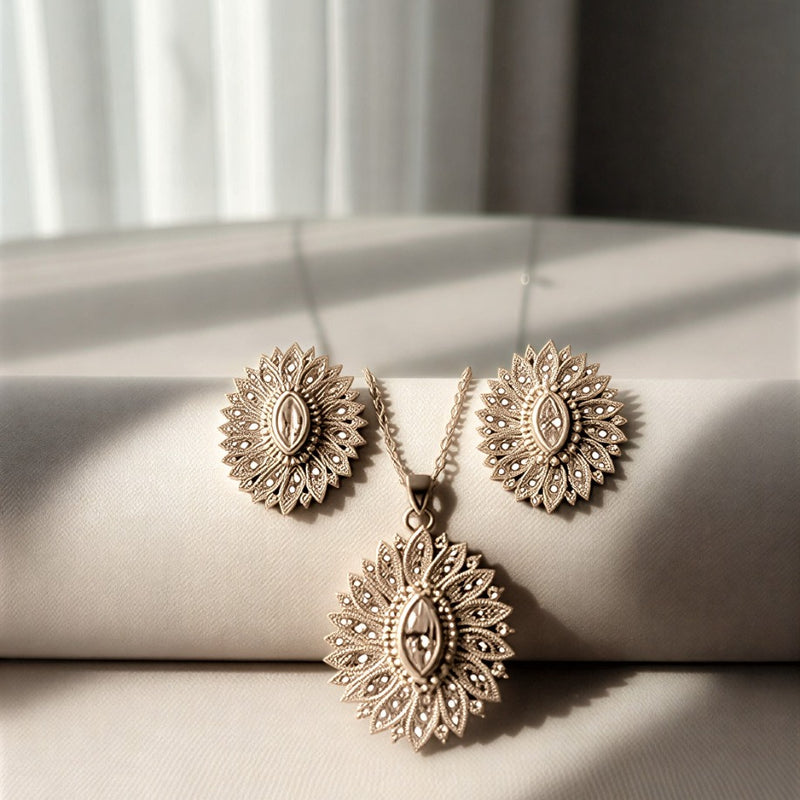 Luxury Black Clover  Jewelry Set | Gold Plated Necklace &  Stud Earrings
