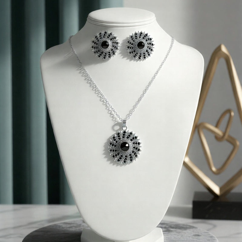 Vintage Midnight Sunflower Set – Handcrafted Crystal Pendant & Earring Duo