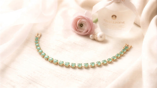Luxe Crystal Tennis Bracelet – Featuring a High-Definition Stone Setting and Premium Polished Finish with an Adjustable Secure Clasp