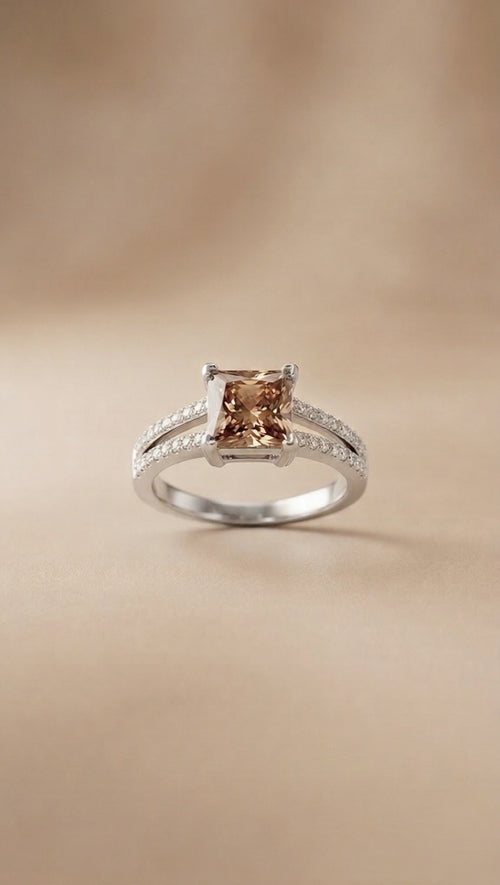 Sovereign Convergence: Auric Astral Charms, Silver-Polish Geometric Accents & Multi-Tone Split-Shank Bands