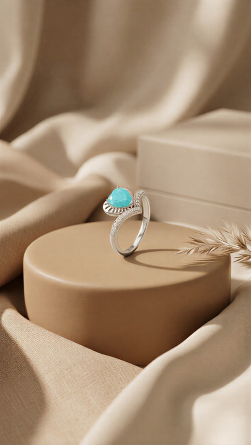 The Azure Ember: Turquoise Heart-Cut Gilded Ring