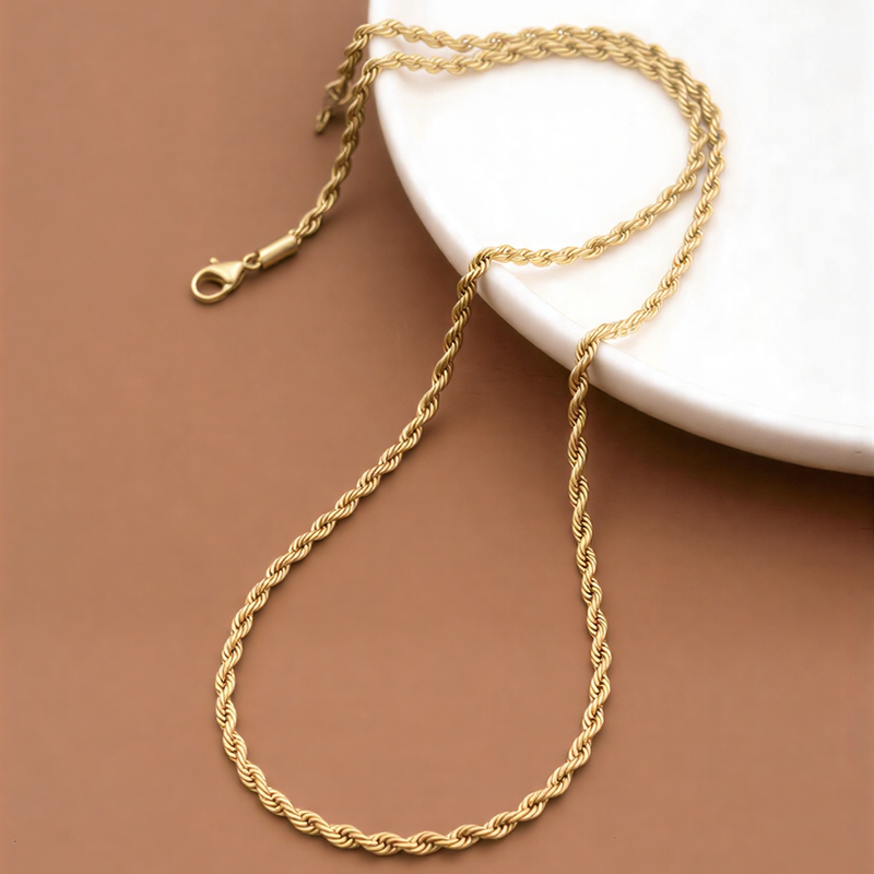 Minimalist Venetian Link Chain – Sleek Metallic Everyday Necklace