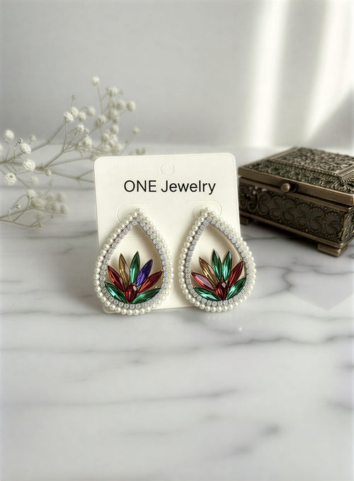 Radiant Marquise Floral Teardrop Suite – Elegant Pearl-Halo Statement Dangles