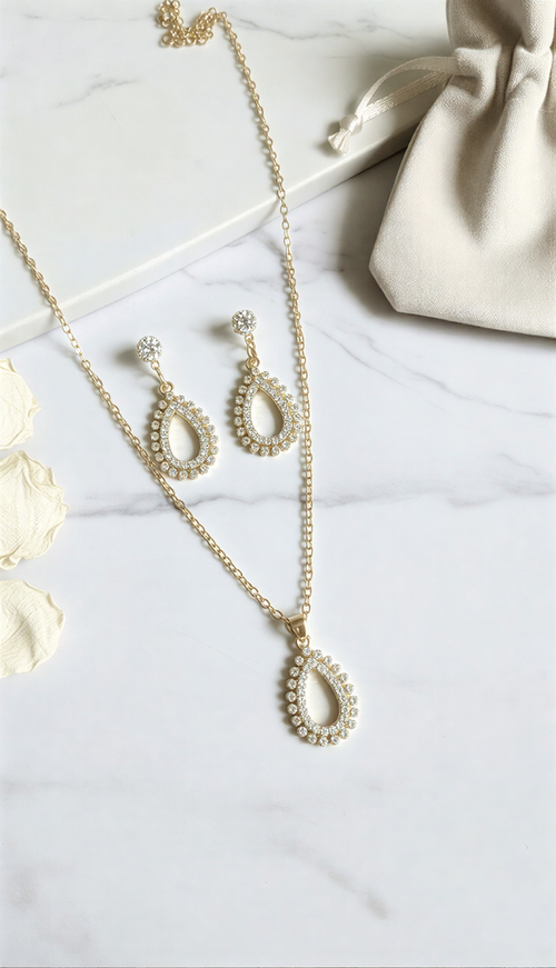 Radiant Crystal Teardrop Suite – Exquisite Open-Frame Pendant & Drop Earring Set